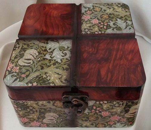 Dark Walnut Memory/Keepsake Box